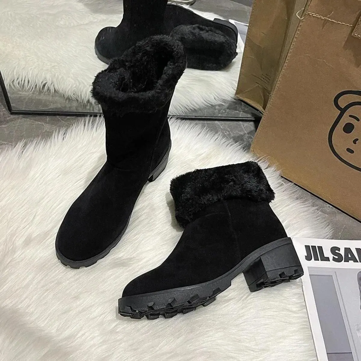 2024 Nuovi stivali invernali Impermeabili, morbidi e caldi Peluche Testa tonda Gomma di base Solido Stivali da donna comodi per