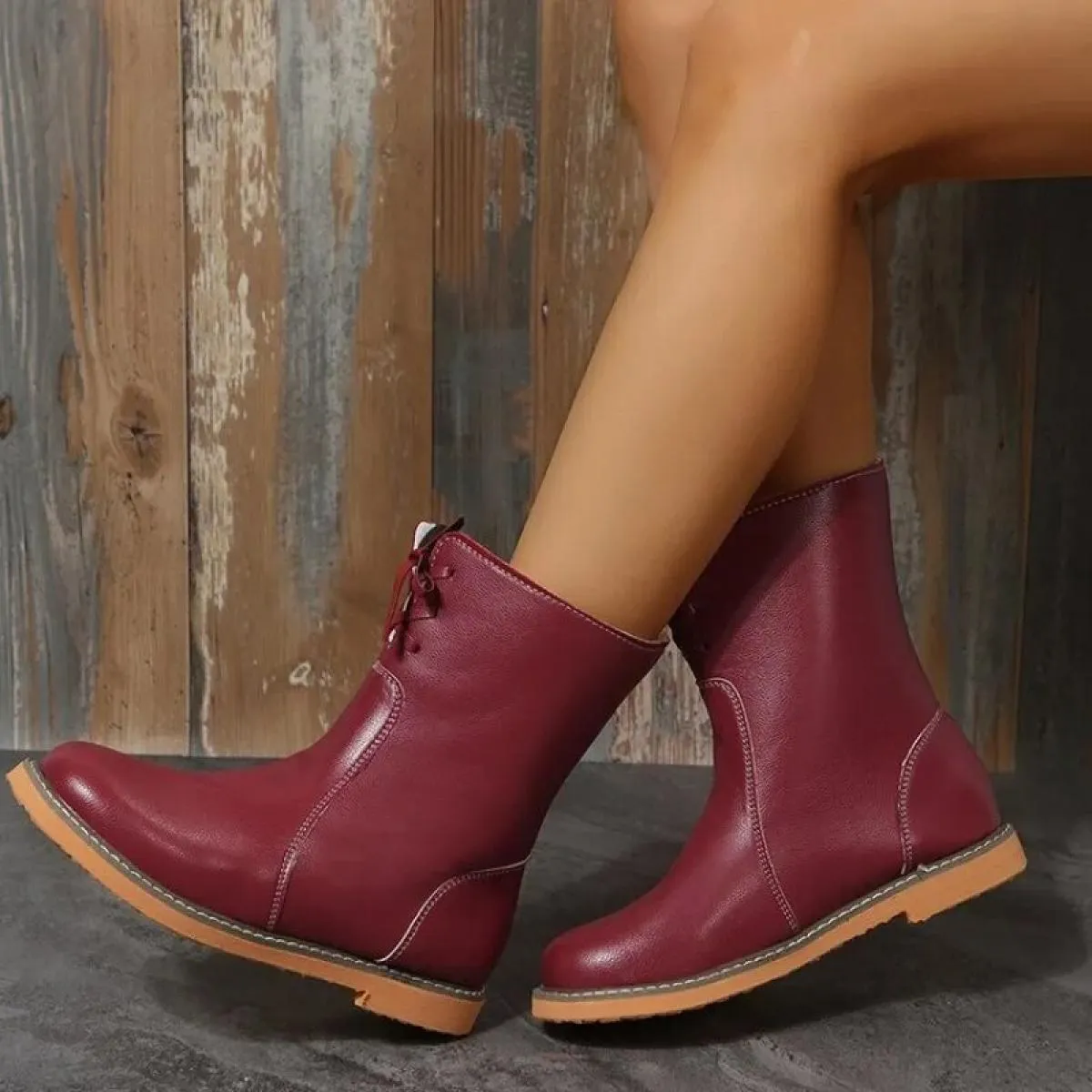 2024 Scarpe da donna nuove Pu Stivali invernali di base in peluche corti Impermeabili Stivali con tacco quadrato solidi Testa to