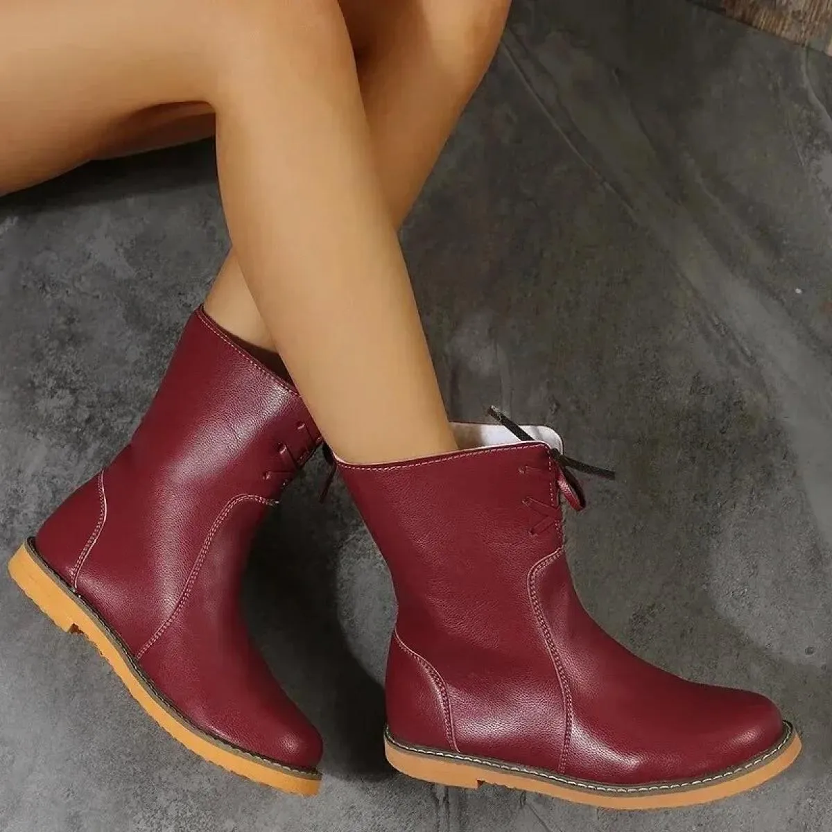 2024 Scarpe da donna nuove Pu Stivali invernali di base in peluche corti Impermeabili Stivali con tacco quadrato solidi Testa to