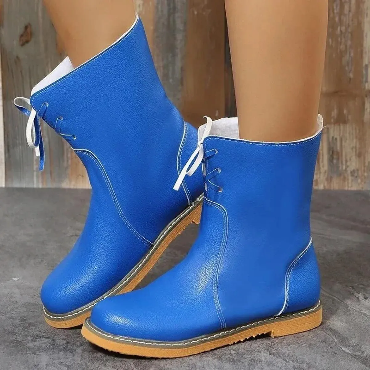 2024 Scarpe da donna nuove Pu Stivali invernali di base in peluche corti Impermeabili Stivali con tacco quadrato solidi Testa to