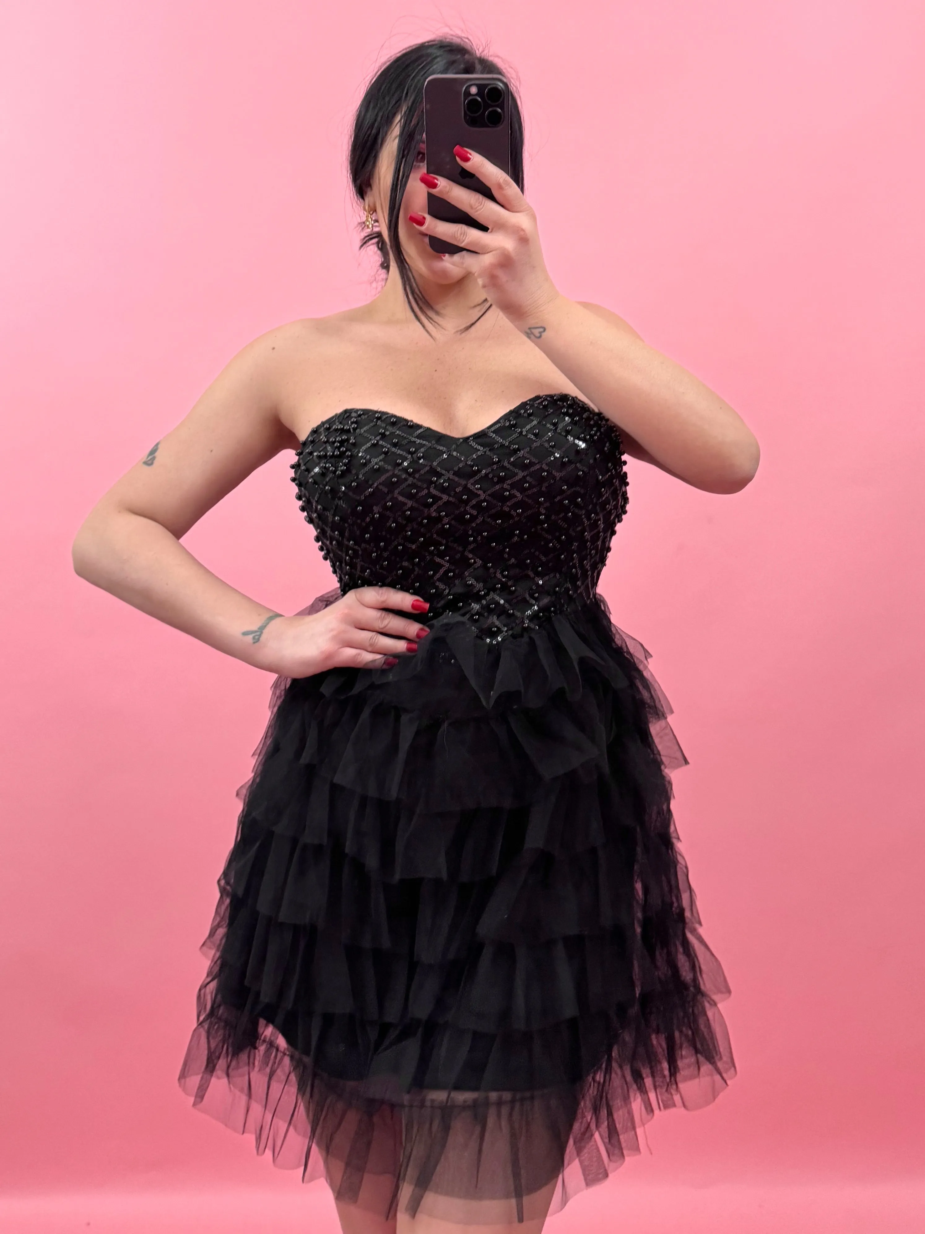 Abito con corpetto impreziosito da perline e paillettes e gonna con balze in tulle “Ilenia”