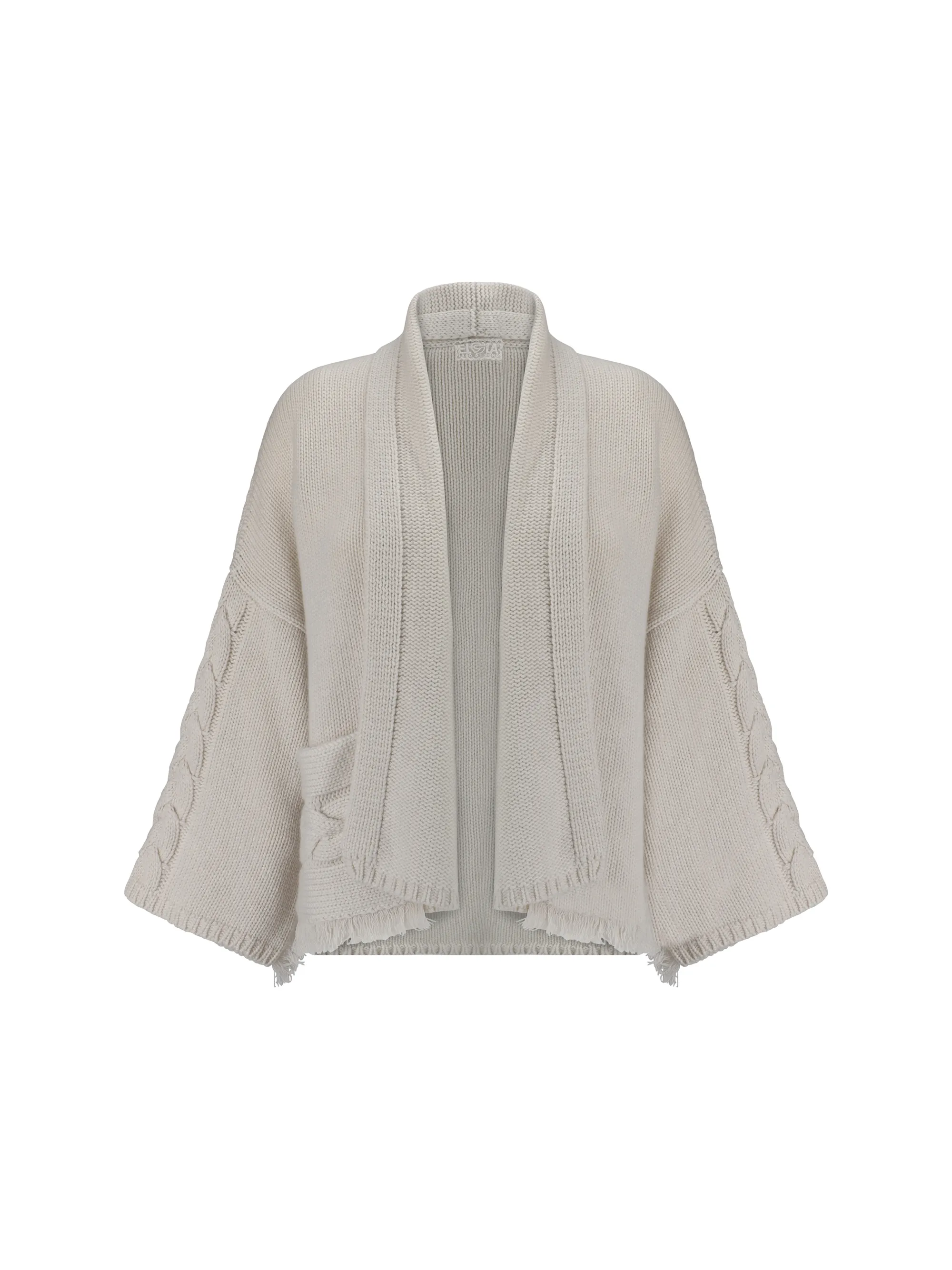     ELLA      Poncho