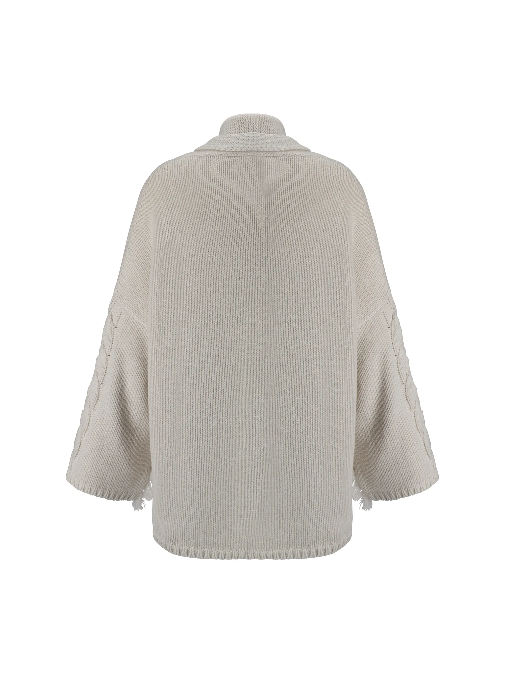     ELLA      Poncho