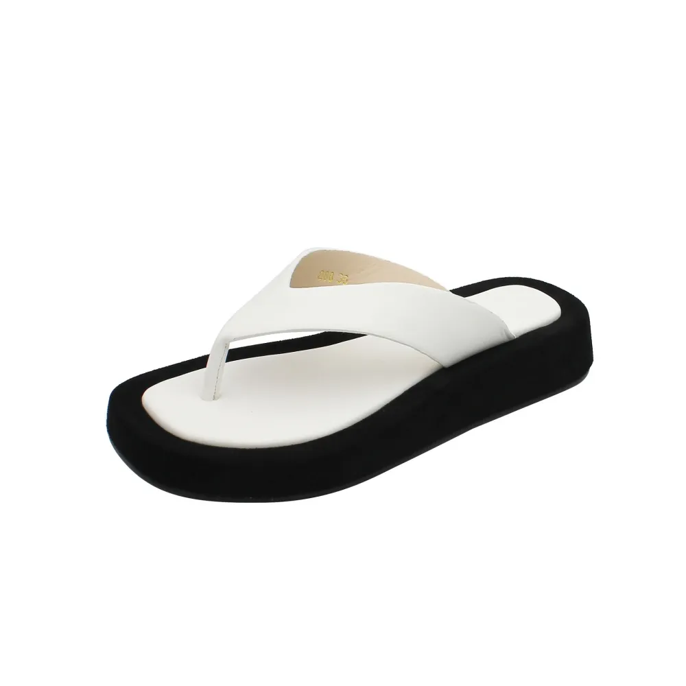 Infradito da donna nuovo stile estivo 2024, infradito da donna con suola spessa, fabbrica di scarpe da spiaggia piatte per abbig