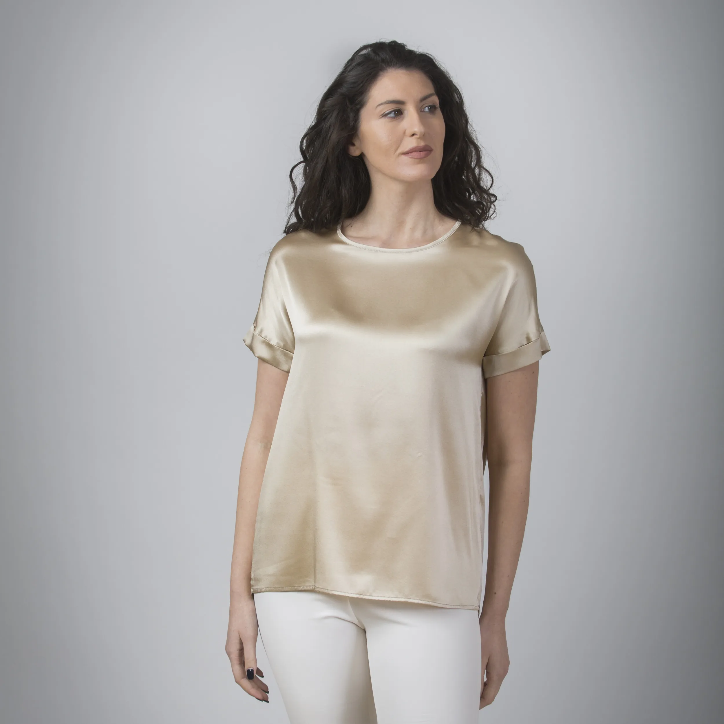 Maglia in seta a mezza manica
