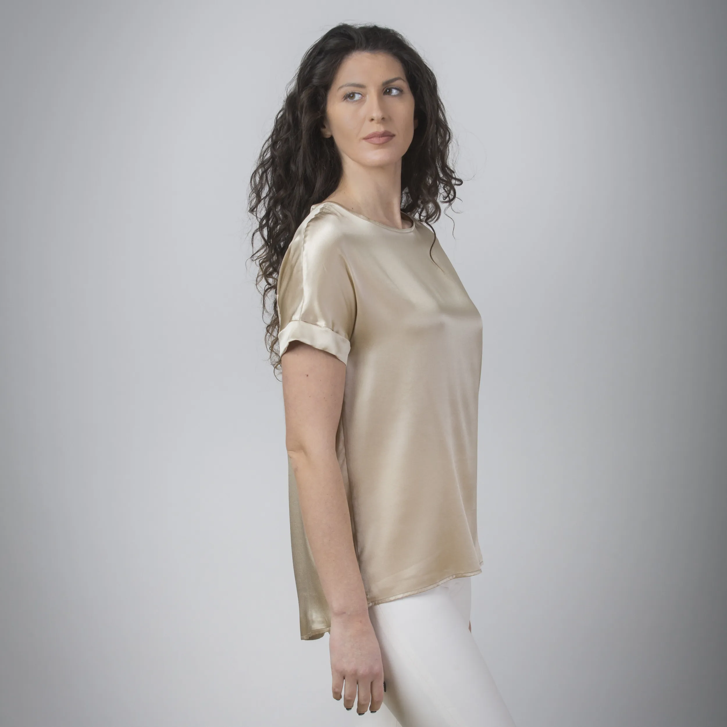 Maglia in seta a mezza manica