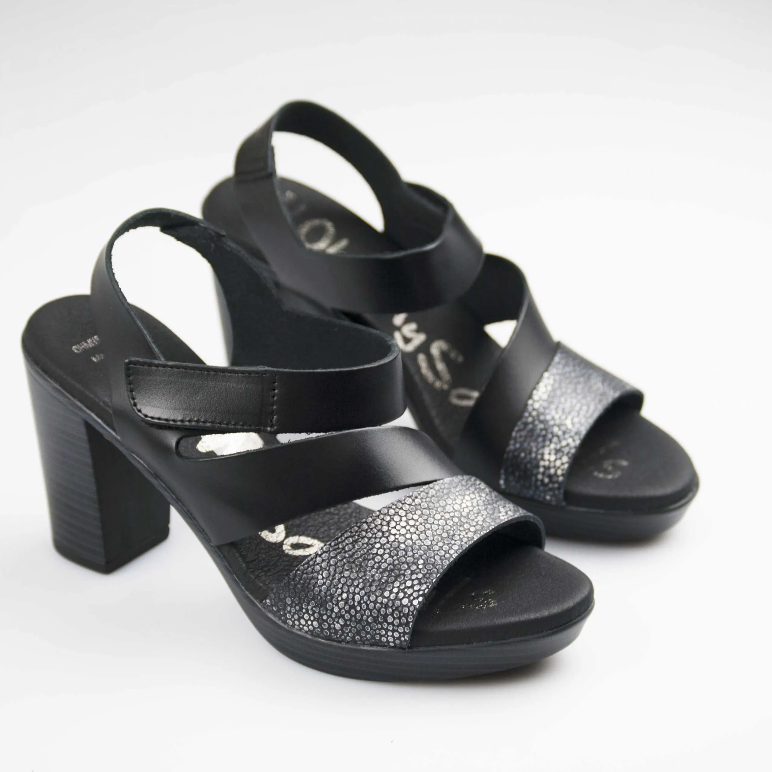 Oh! My Sandals Sandalo con tacco e fasce diagonali pelle nero