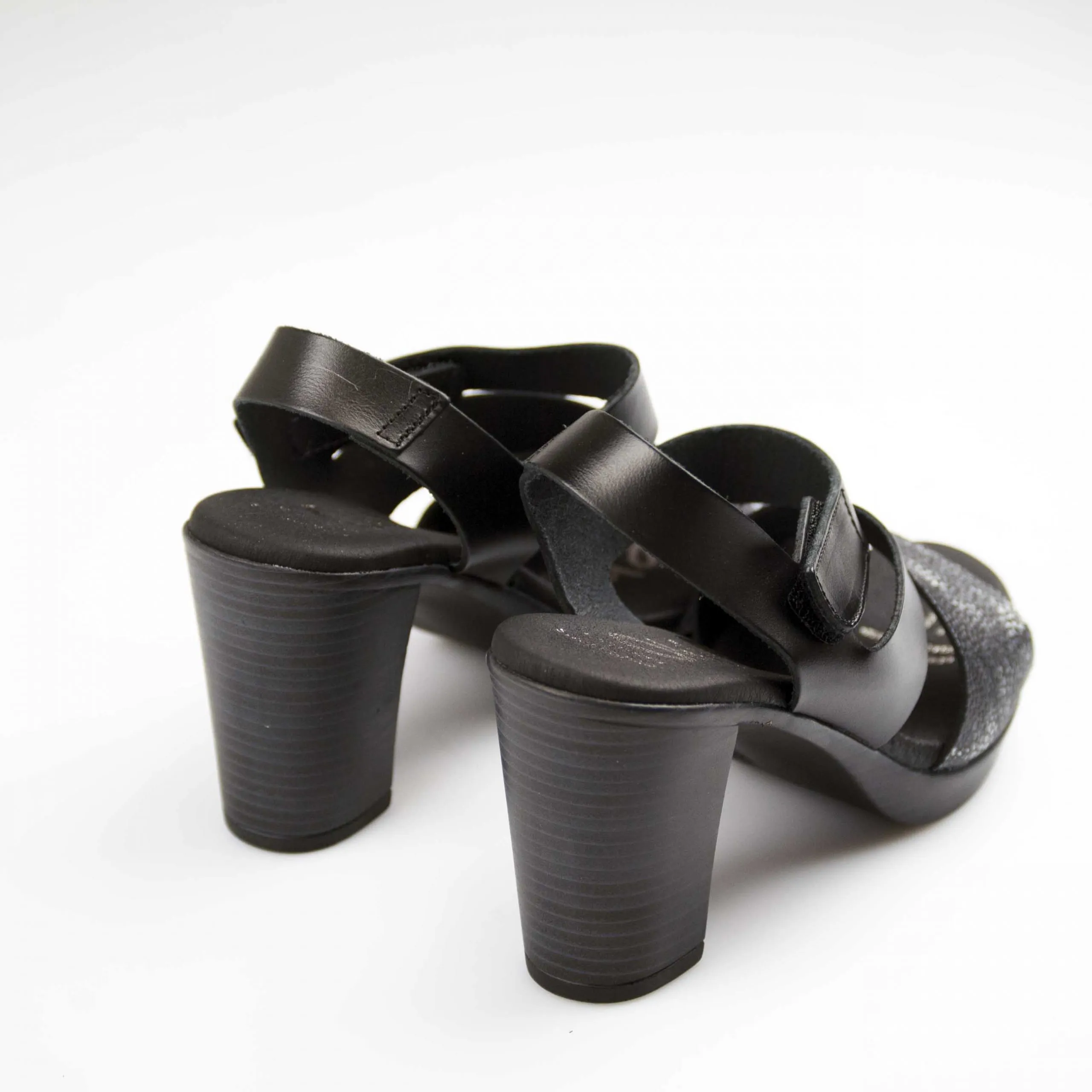 Oh! My Sandals Sandalo con tacco e fasce diagonali pelle nero