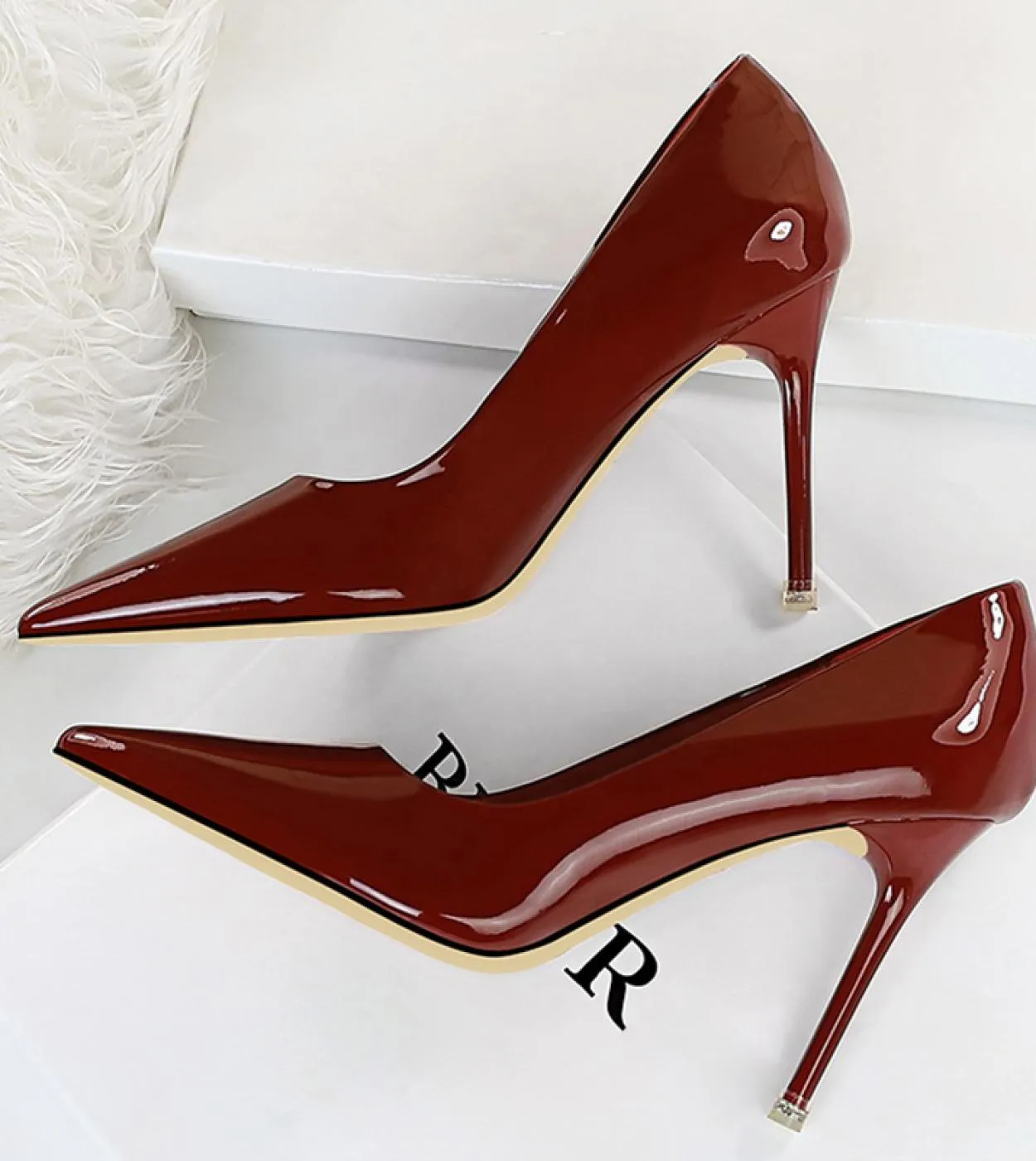Scarpe con tacco da donna bordeaux Scarpe con tacco alto bordeaux Scarpe da donna con tacco alto Décolleté 2023