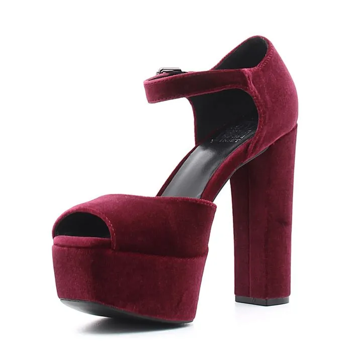 SCARPE CON TACCO RUBINO