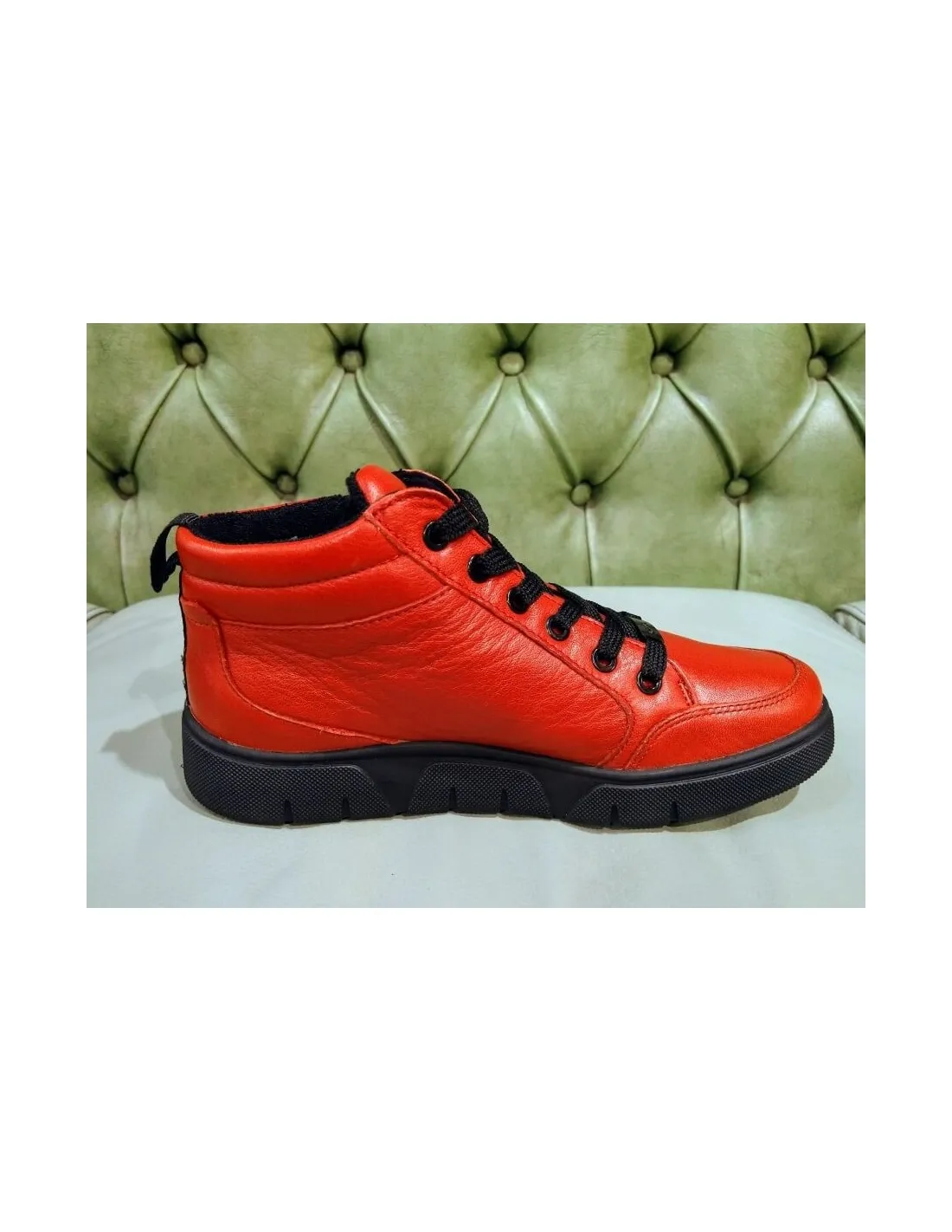 Sneakers rosse da donna in pelle