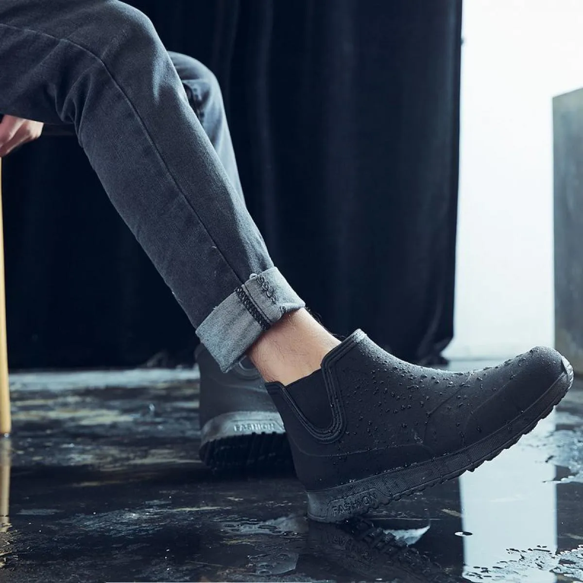 Stivali da pioggia da uomo stile testa tonda stivali corti antiscivolo da esterno fondo morbido scarpe impermeabili da cucina Za