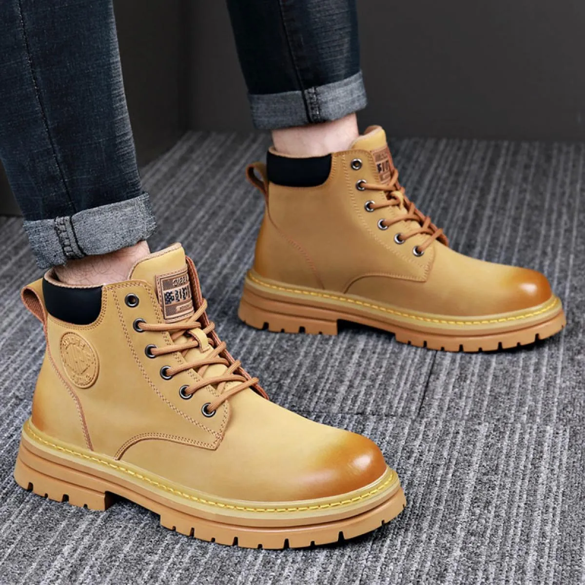 Stivali gialli Stivali Martin in vera pelle autunno Scarpe da lavoro retrò Stivali da deserto alti all'aperto Stile inglese Thi