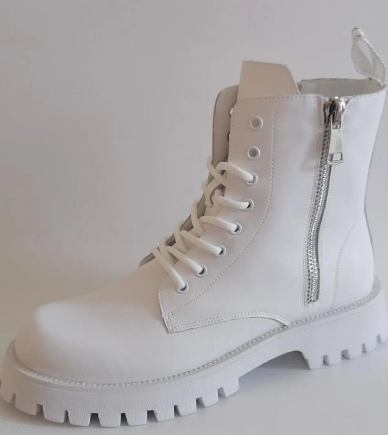 Stivali militari bianchi per uomo suola spessa scarpe da strada moda uomo scarpe da barca da uomo impermeabili casual