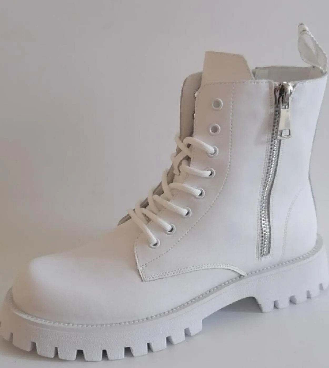 Stivali militari bianchi per uomo suola spessa scarpe da strada moda uomo scarpe da barca da uomo impermeabili casual