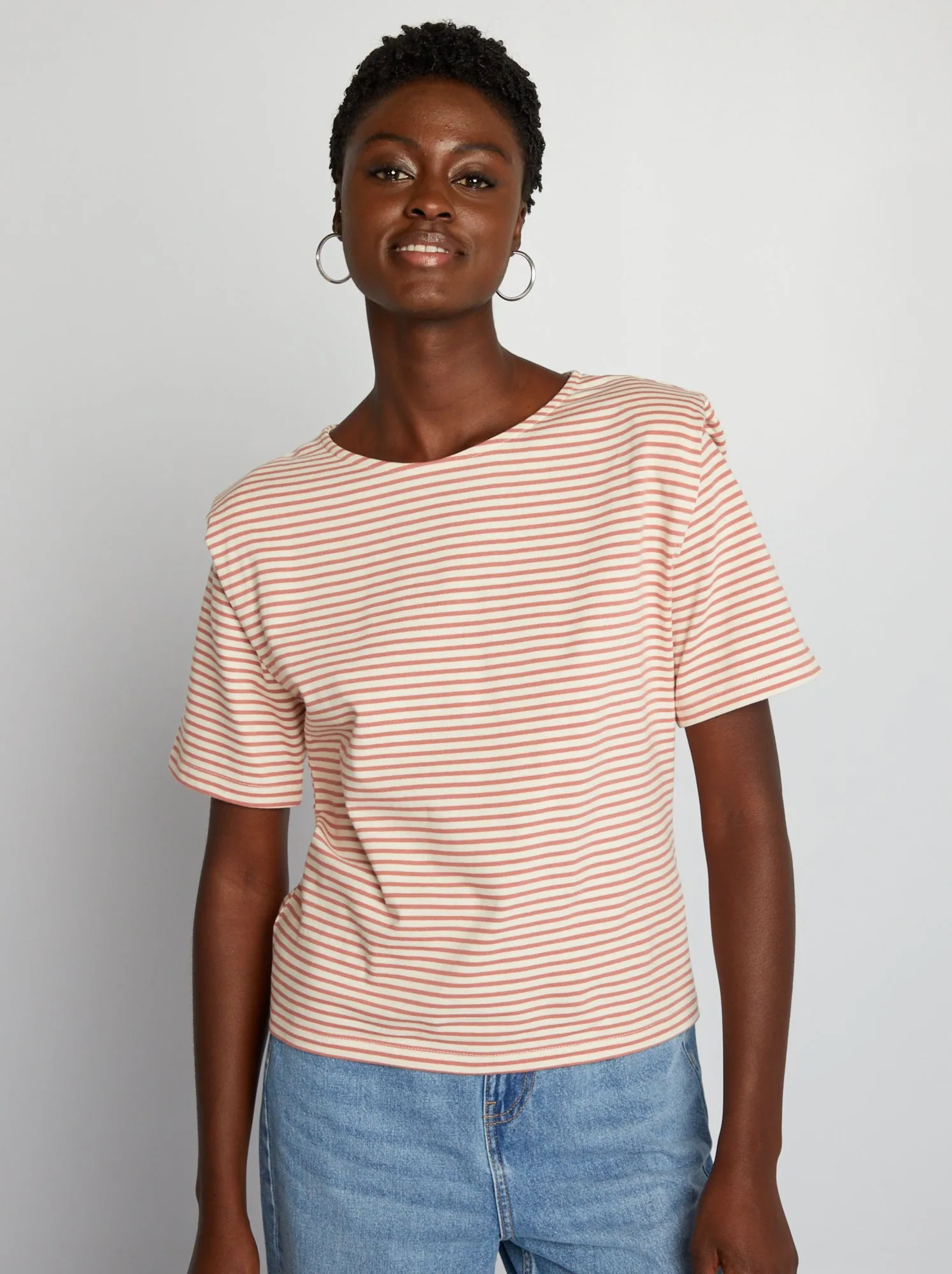 T-shirt a righe con spalline - BEIGE
