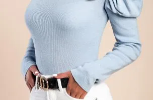 Top in maglia a maniche lunghe, colore azzurro